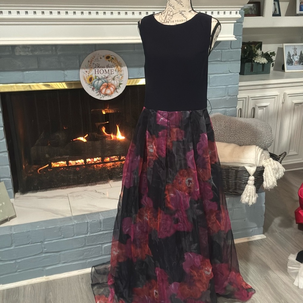 Eliza J size 14 navy / floral formal